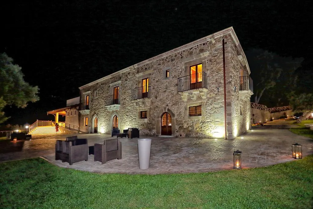 Hotel Villa Ginevra Resort Agrituristico Ficarra